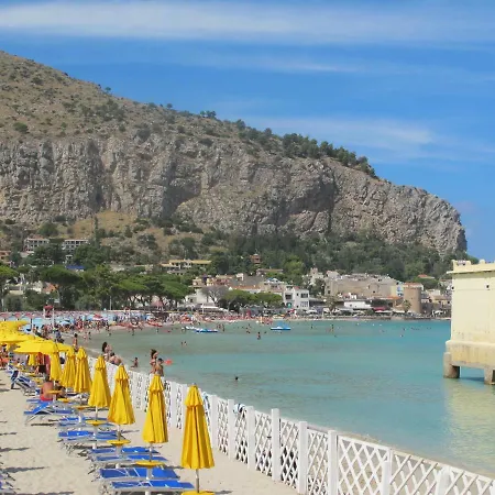 Design 3* Mondello