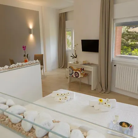 Design לינה וארוחת בוקר מונדלו