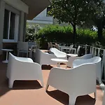 Design فندق مبيت وإفطار مونديلّو
